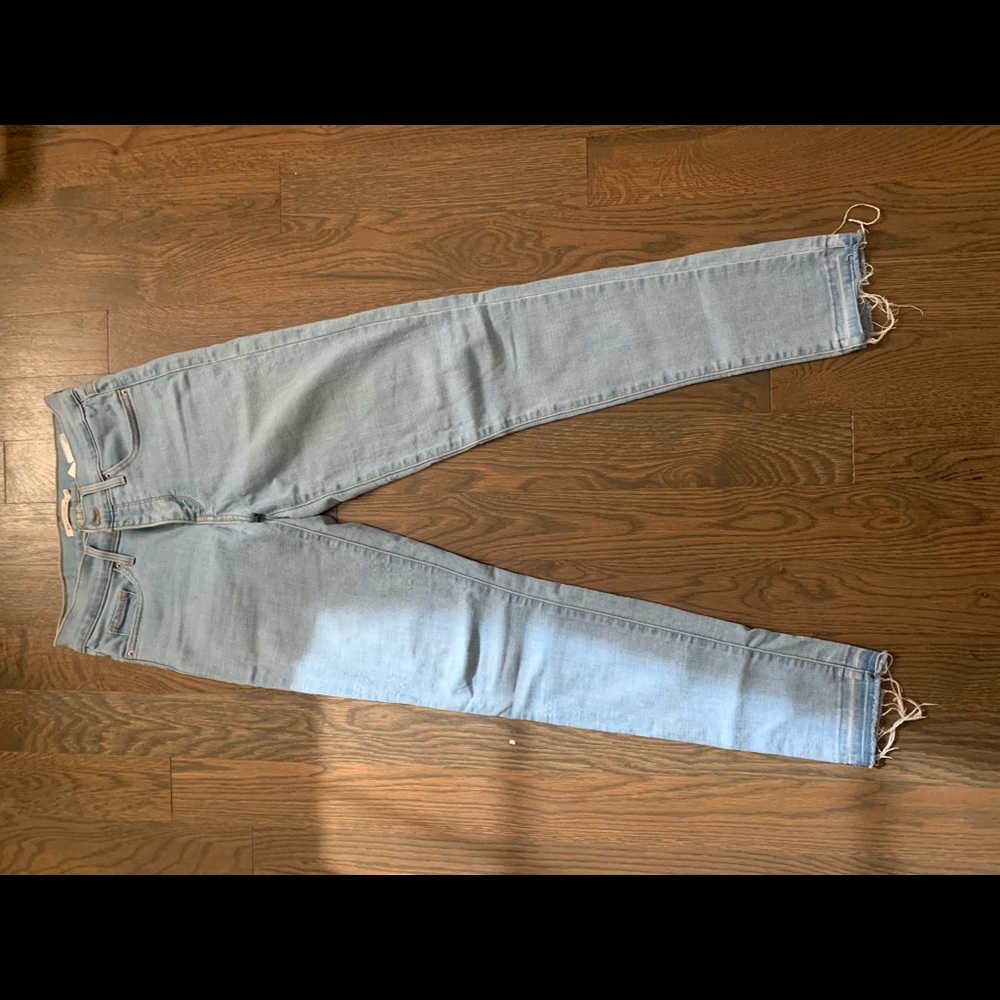 Levis 311 Shaping Skinny Jeans
